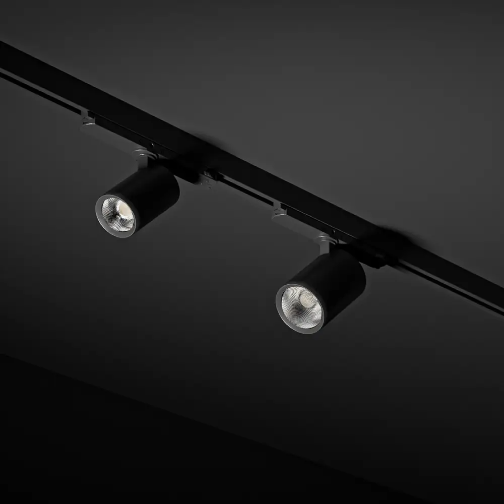 Strike – Complete range of flexible spotlights for feature lighting